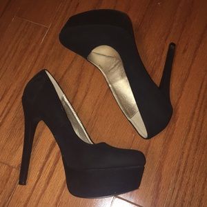 Black heels